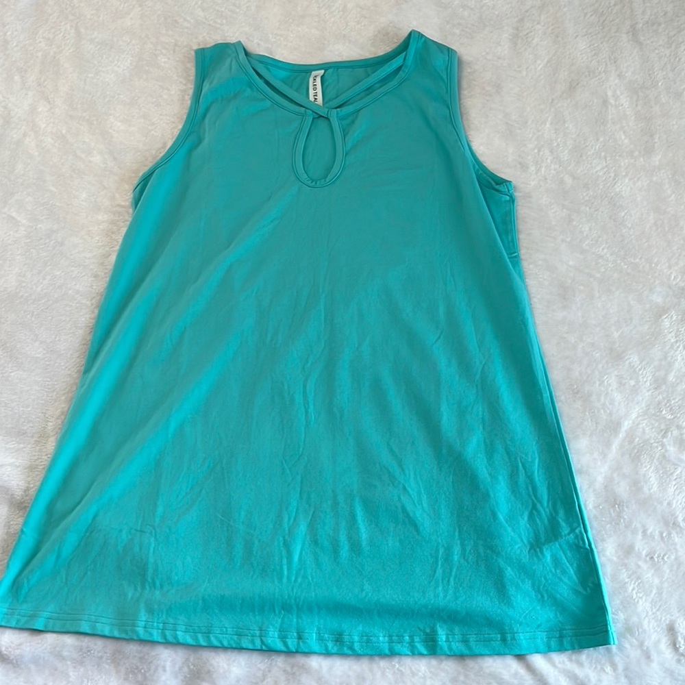 Tickled teal tank